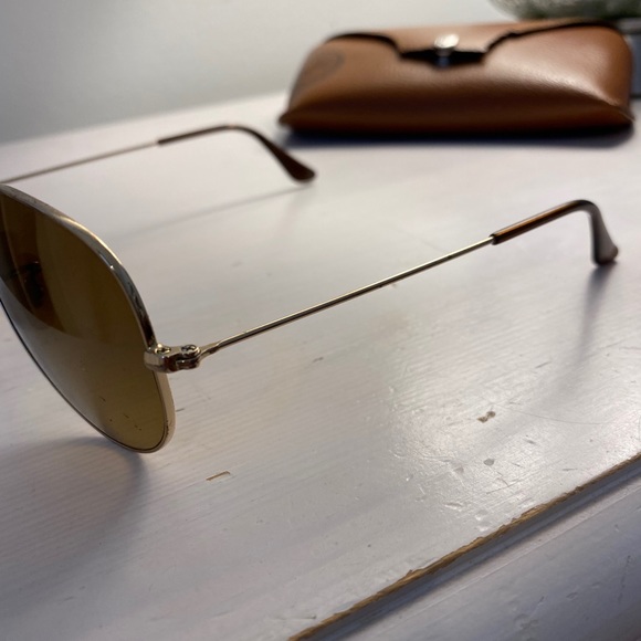 Ray Ban Sunnies - Picture 7 of 11